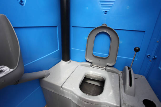 Best Construction site porta potty rental  in Upton, WY