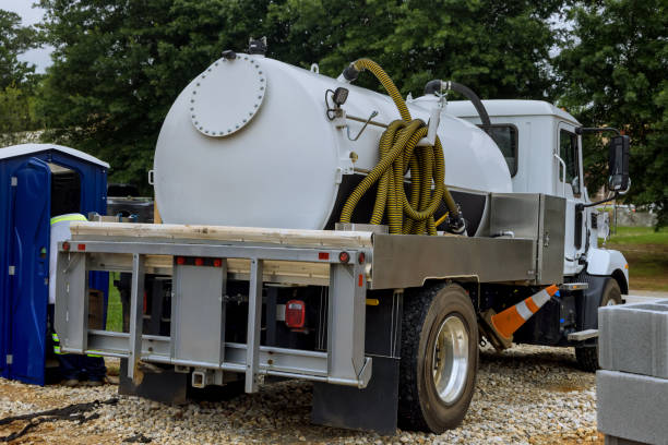 Portable Toilet Options We Offer in Upton, WY